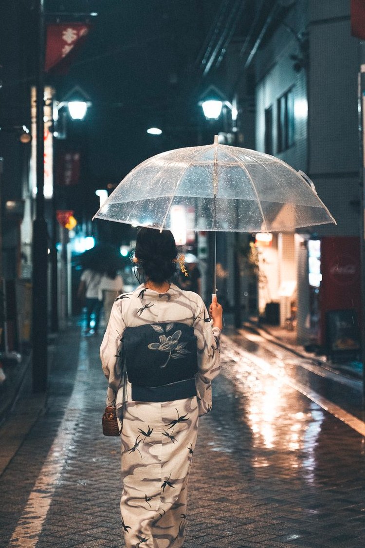 katomiyu612's tweet image. 雨の街。

👘