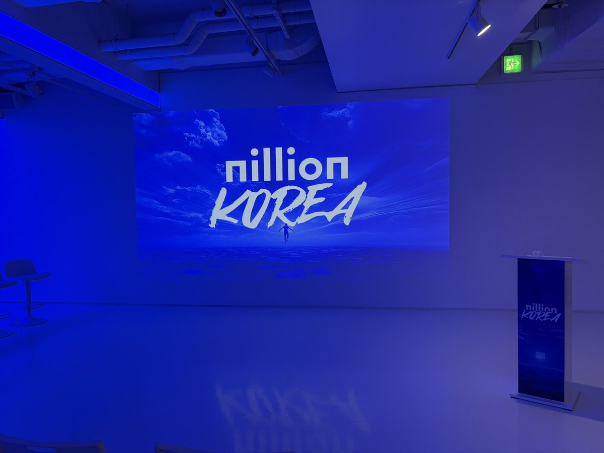 johnwaka02's tweet photo. @nillion #닐리온 
닐리온 밋업. 밥 우마이 잭팟 나가리 
저 다음분은 잭팟 당첨 되심. 지금까지 3 명 밖에 안되서 인당 천개는 받으실듯 ㄷㄷ; https://t.co/xqSoTPBD8K