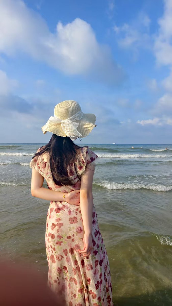 Alvinyhhcn's tweet photo. 0755本周三晚上有没有95后的年轻ql一起以同房不换为基础，玩交换的呢？ https://t.co/1dvrjrcYmZ