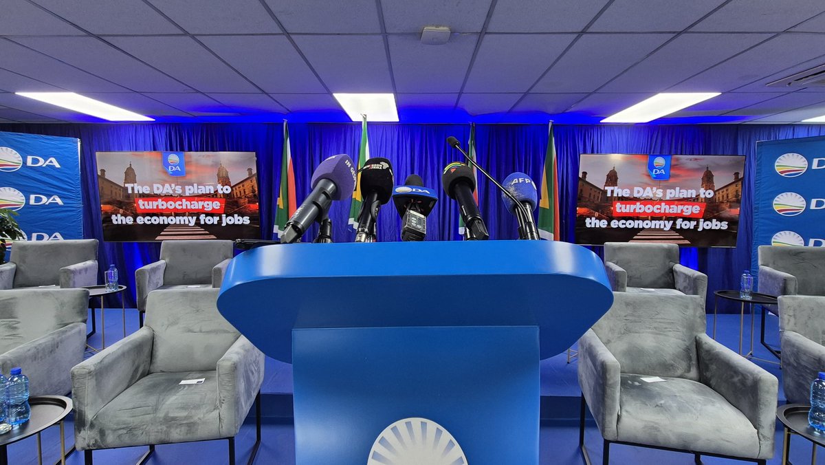 Democratic Alliance tweet media