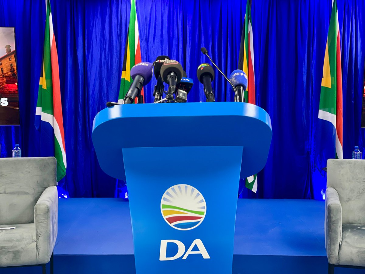 Democratic Alliance tweet media