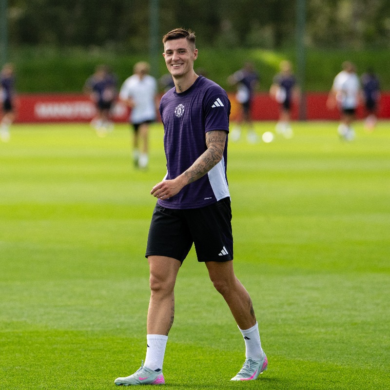 ManUtd's tweet photo. From Radece to Manchester 👣

Look back on Benjamin's journey, as his United story gets started 📈