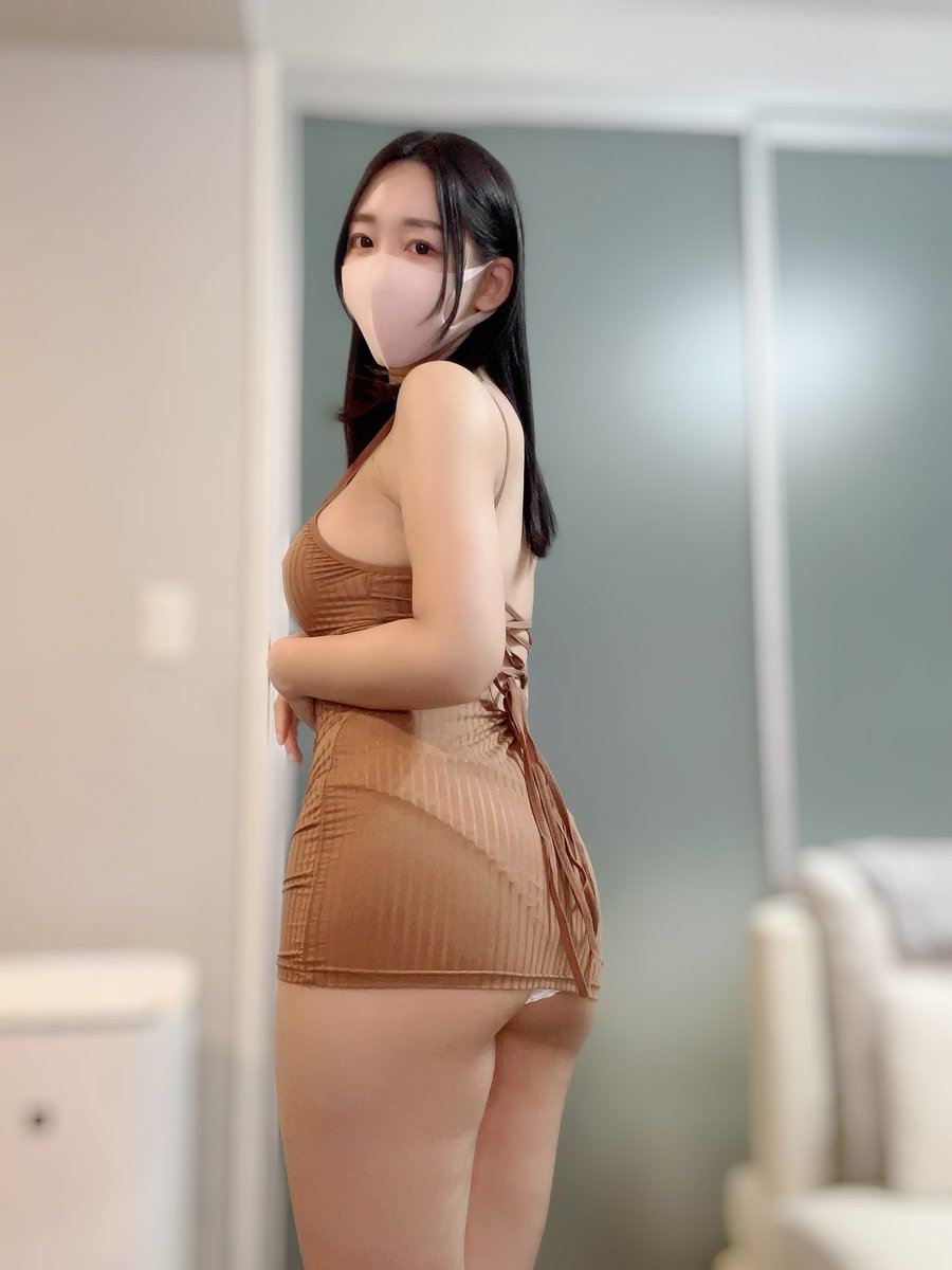 누나 애널확장하는 거 실시간으로 보실분 댓ㄱ 오늘 새벽3시에 시작함 🧎‍♂️🏮🤹