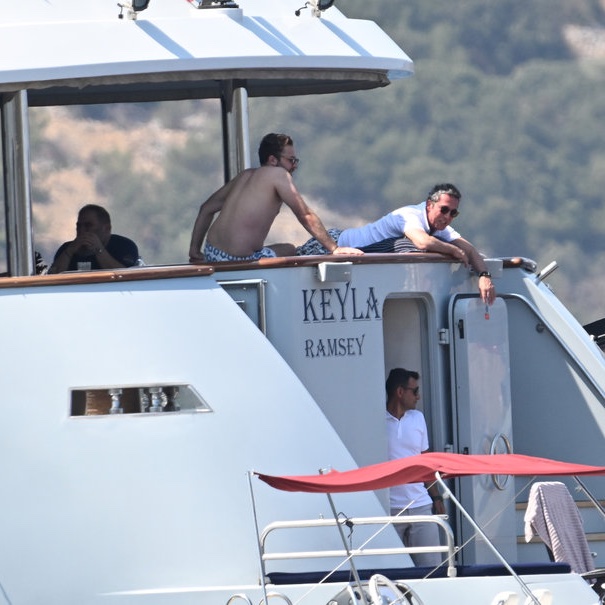 bosunatiklama's tweet photo. Ali Koç, 15 milyon dolar değerindeki yatıyla Bodrum tatilinde görüntülendi. https://t.co/G0NgO3piFP
