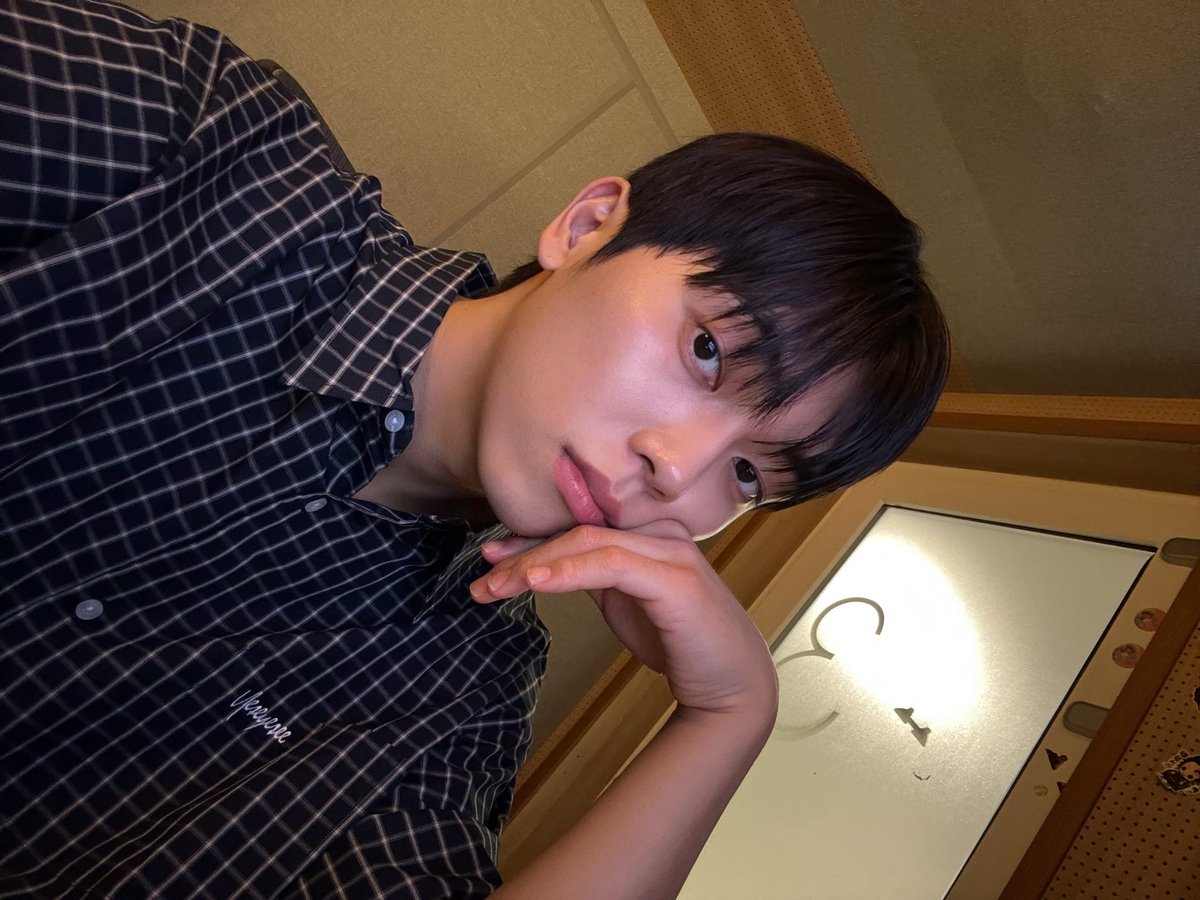 eochb's tweet image. 하 이거지............ 
너는 이 길이가 딱 적당해..