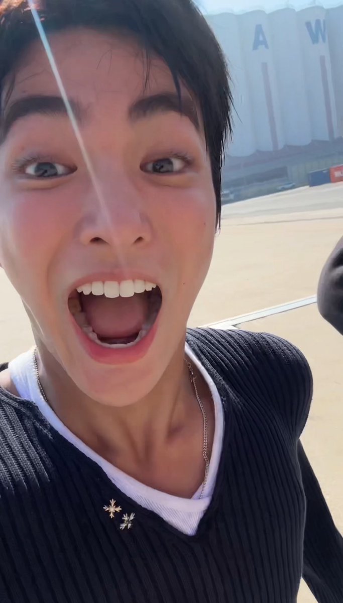 he is such a cutie baby 🥹 #KEONHO