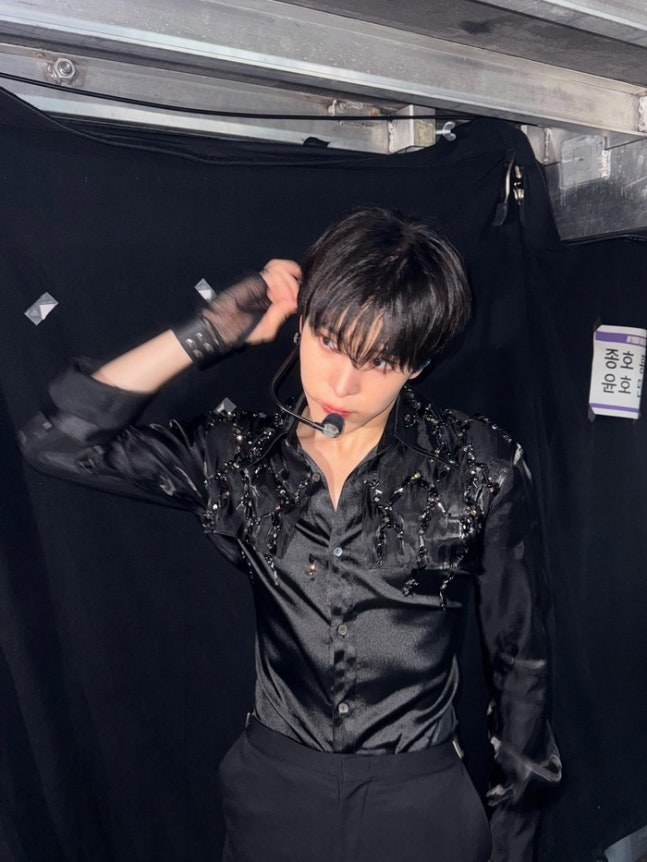 archiveforjyh's tweet photo. [📰] ATEEZ's Yunho has finally decided to return to Korea.

despite his busy schedule traveling around the world with ATEEZ world tour he will return to Korea for a short time to perform on stage due to his special affection for his first screen debut.

🔗https://t.co/NPsjtao9W8 https://t.co/BVS68UGvqf