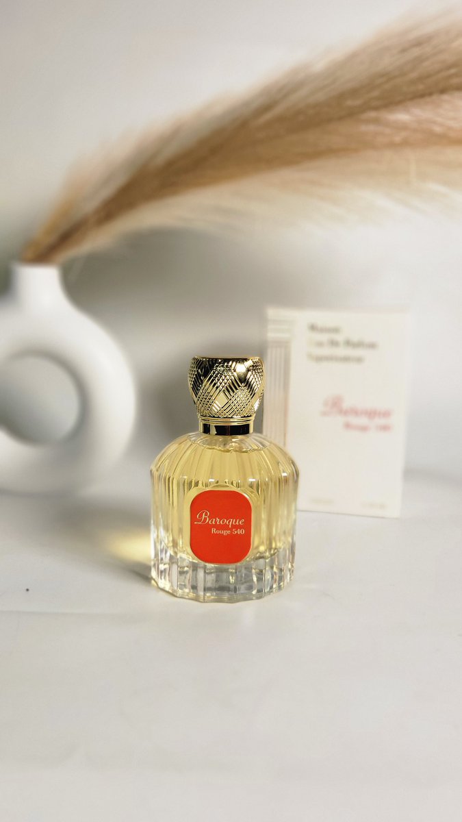 voguewitharin's tweet photo. @retweets_9ja Speaking of gold in perfume bottles👌
I sell them
Luxury, affordable and premium
Location: Ilorin

Send a dm and join my team "Compliments getters"💜 https://t.co/0mCZPrYWDm