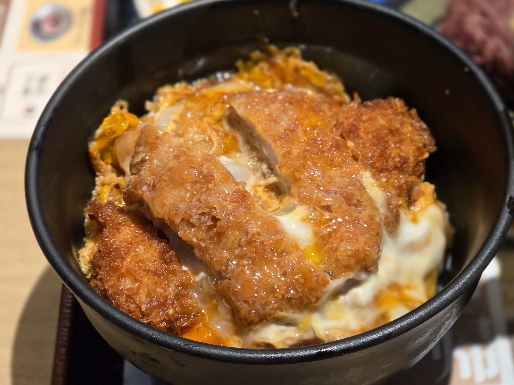 カツ丼 4bee0baf259f2b3c95aacdebea87e9