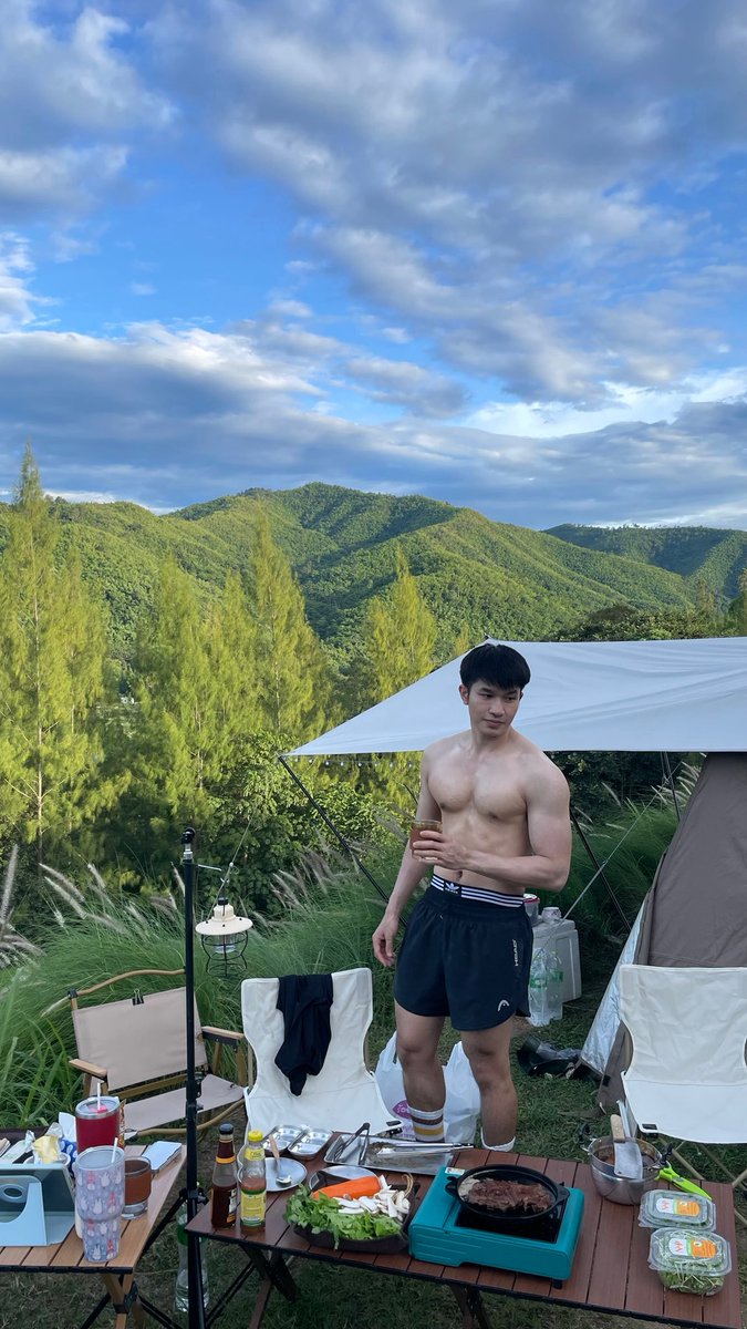 Retweet45w's tweet photo. ครัวตากอากาศ🍲🏕️ #camping https://t.co/eJbsRZANP6