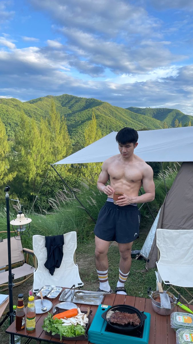 Retweet45w's tweet photo. ครัวตากอากาศ🍲🏕️ #camping https://t.co/eJbsRZANP6