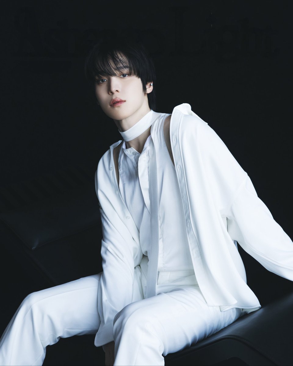 ATEEZ JAPAN 2ND FULL ALBUM「Ashes to Light」Album Photo B JEONG