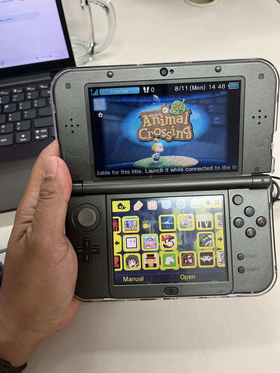 utha_08's tweet photo. WTS Nintendo New 3DS LL Layar IPS CFW 64GB

Harga 2.4jt Nego
Bisa via Shopee https://t.co/LMxBKTEC9d