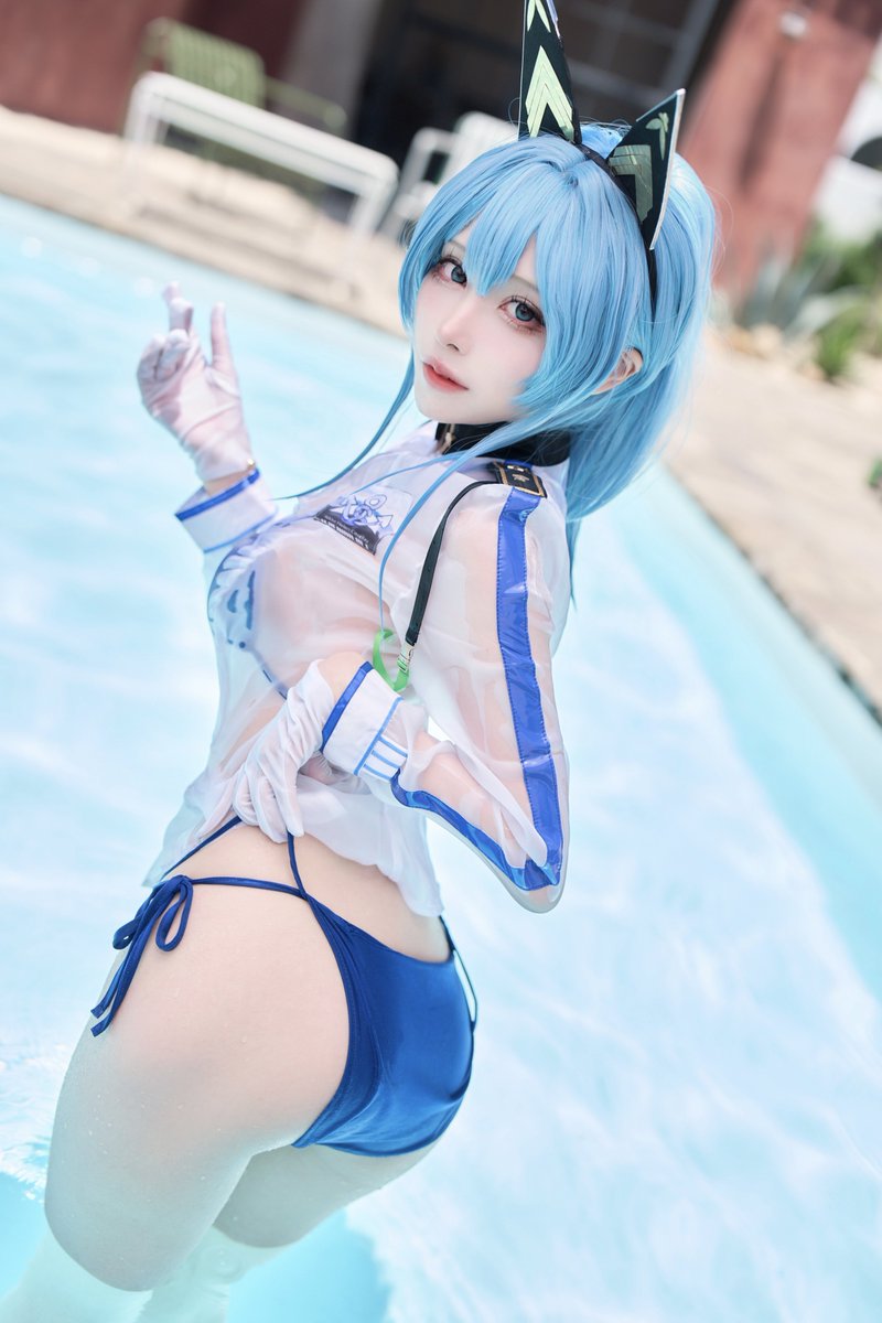 ヘルム🐬💗

#NIKKE #NIKKE夏2025 #NIKKEcosplay