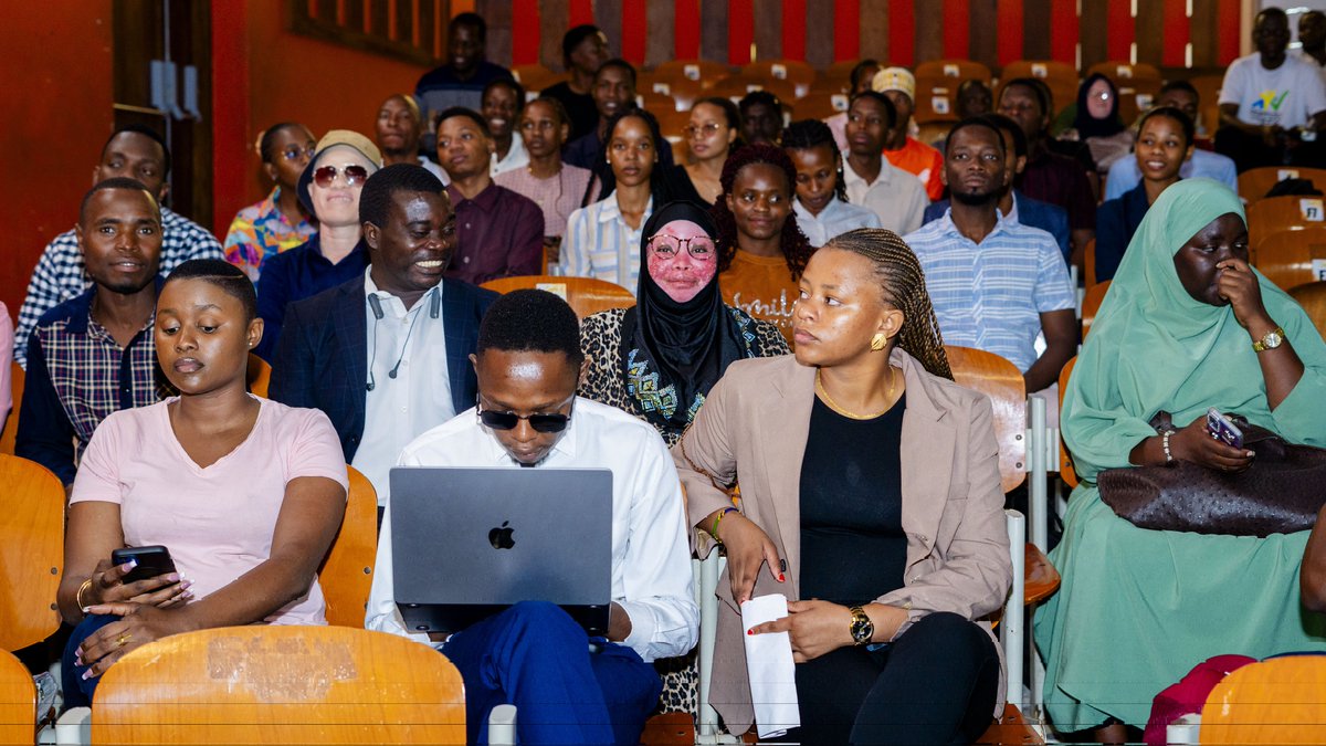 Daktari Wa Manesi 💉💊 tweet media