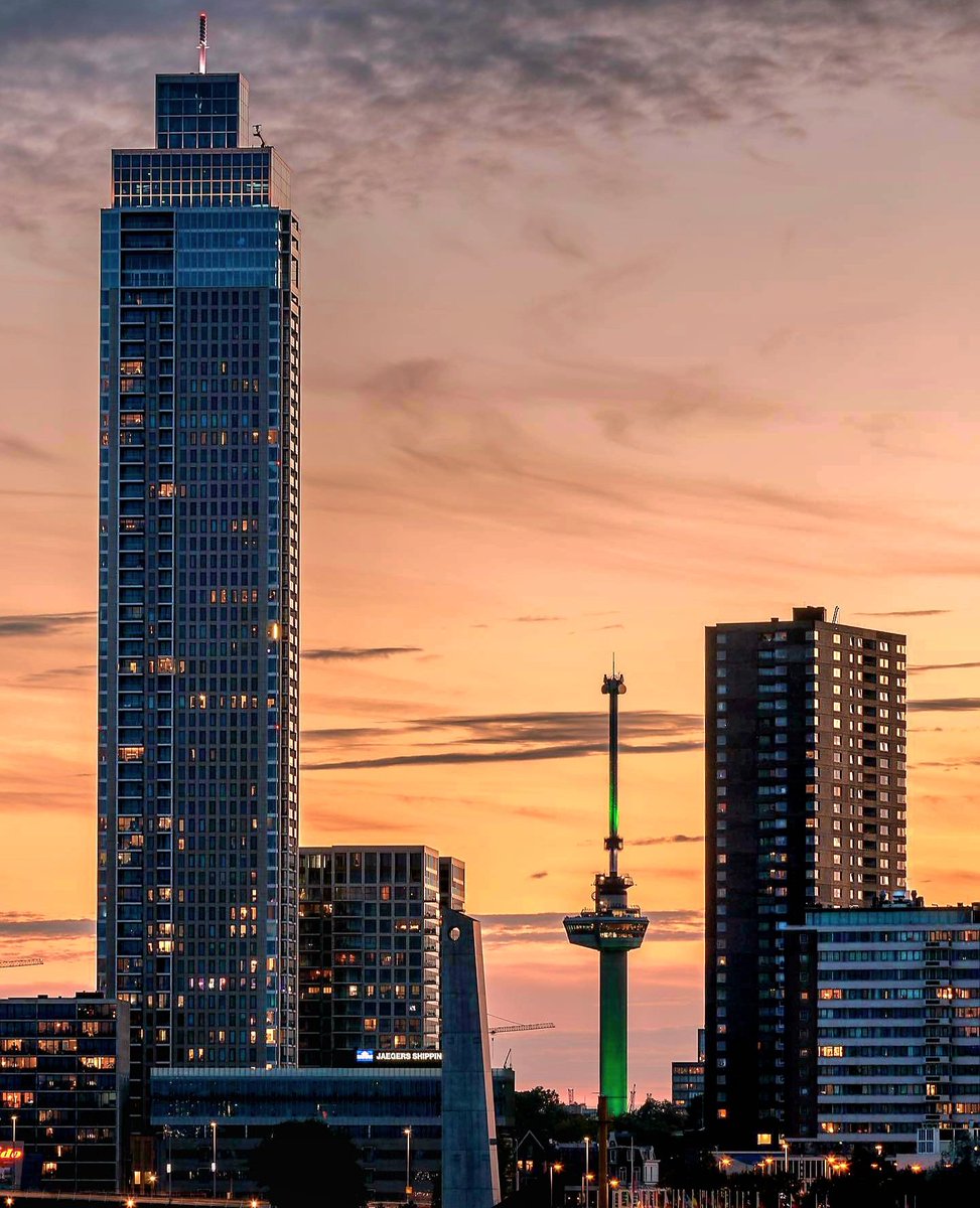 Dave (@davegooij) on Twitter photo Goeie mogguhhh wij gaan een midweekkie naar Drenthe. Gelukkig hebben ze een zwembad daar met de tropische hitte deze week. Wij wensen jullie een fijn zonnigπ maandaggie en mooie nieuwe week. En drink π₯€π§πΉen smeer je genoeg in allemaal ππ.
#Rotterdam ππ€π. Goeie mogguhhh wij gaan een midweekkie naar Drenthe. Gelukkig hebben ze een zwembad daar met de tropische hitte deze week. Wij wensen jullie een fijn zonnigπ maandaggie en mooie nieuwe week. En drink π₯€π§πΉen smeer je genoeg in allemaal ππ.
#Rotterdam ππ€π.