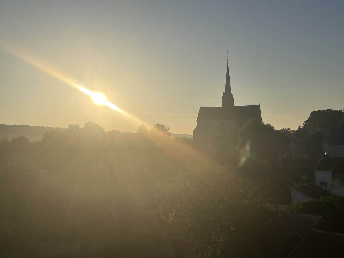 Association des Riverains du Surmelin (@asurmelin) on Twitter photo Lever de soleil en ce lundi 11août derrière la magnifique #église abbatiale d’Orbais (édifiée à la fin du XII siècle) qui veille sur la vallée du Surmelin. #nature #biodiversité #patrimoine #histoire #gemapi <a href="/La_Champagne/">Tourisme Champagne</a> <a href="/DptMarne/">Département Marne</a> Lever de soleil en ce lundi 11août derrière la magnifique #église abbatiale d’Orbais (édifiée à la fin du XII siècle) qui veille sur la vallée du Surmelin. #nature #biodiversité #patrimoine #histoire #gemapi <a href="/La_Champagne/">Tourisme Champagne</a> <a href="/DptMarne/">Département Marne</a>