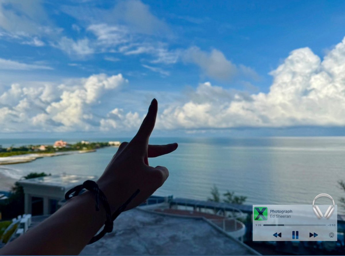 [#하엘]
☁️캄보디아 in 시하누크☁️

오늘도 보고싶고 내일도 보고싶고 계속 보고싶다💙
우리 오래오래 많이많이 마구마구 보자💙
#엔카이브 #NCHIVE #NCV
#HA_L