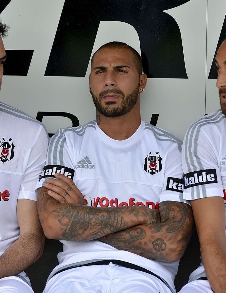 Günaydın JK 🤍🖤🦅