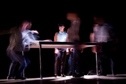 Spezzare il linguaggio per raggiungere la vita: il teatro cambia genere passionelinguaggi.it/2025/08/04/spe… <a href="/RoIaccarino/">rosario iaccarino</a> #RosarioIaccarino