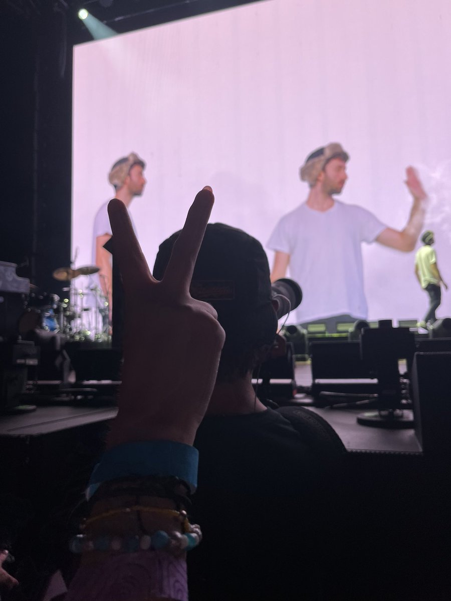 em ⭑.ᐟ 🎱 tweet media