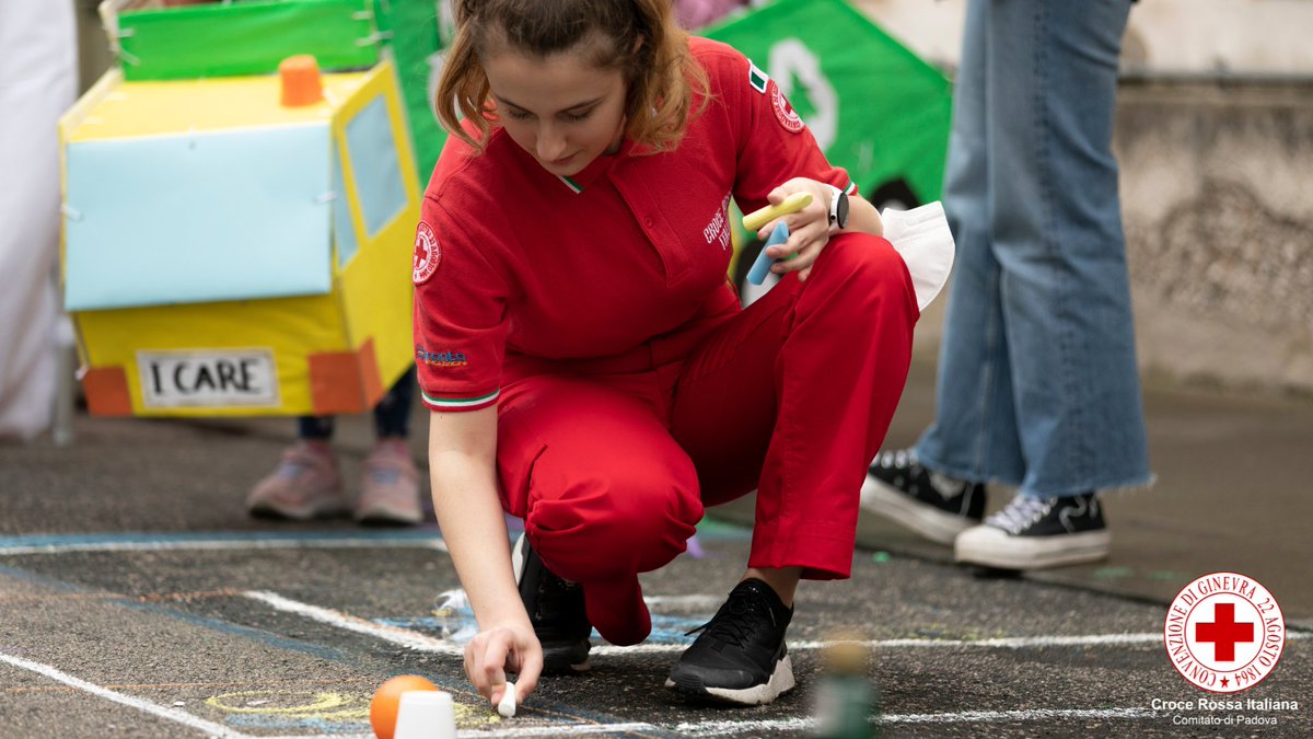 cripadova's tweet photo. 📢 Dal nostro Annual Report 2024 arrivano numeri che raccontano l’energia e l’impegno delle/i giovani della #CroceRossa di Padova!

🕒 3.358 ore di volontariato
📌 126 attività

📲 Per saperne di più leggi l'annual report del nostro Comitato ➡️https://t.co/syJejLp1FY

#CriPadova https://t.co/imrpQt6pVS