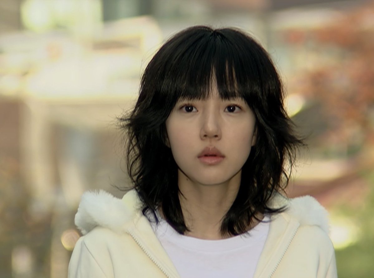 oazqi's tweet photo. 2004년 여름엔 풀하우스 송혜교가 존재했고 
겨울엔 미사 임수정이 존재했다는게 ㄴㅁ좋아… https://t.co/C0G0BJ90Gq