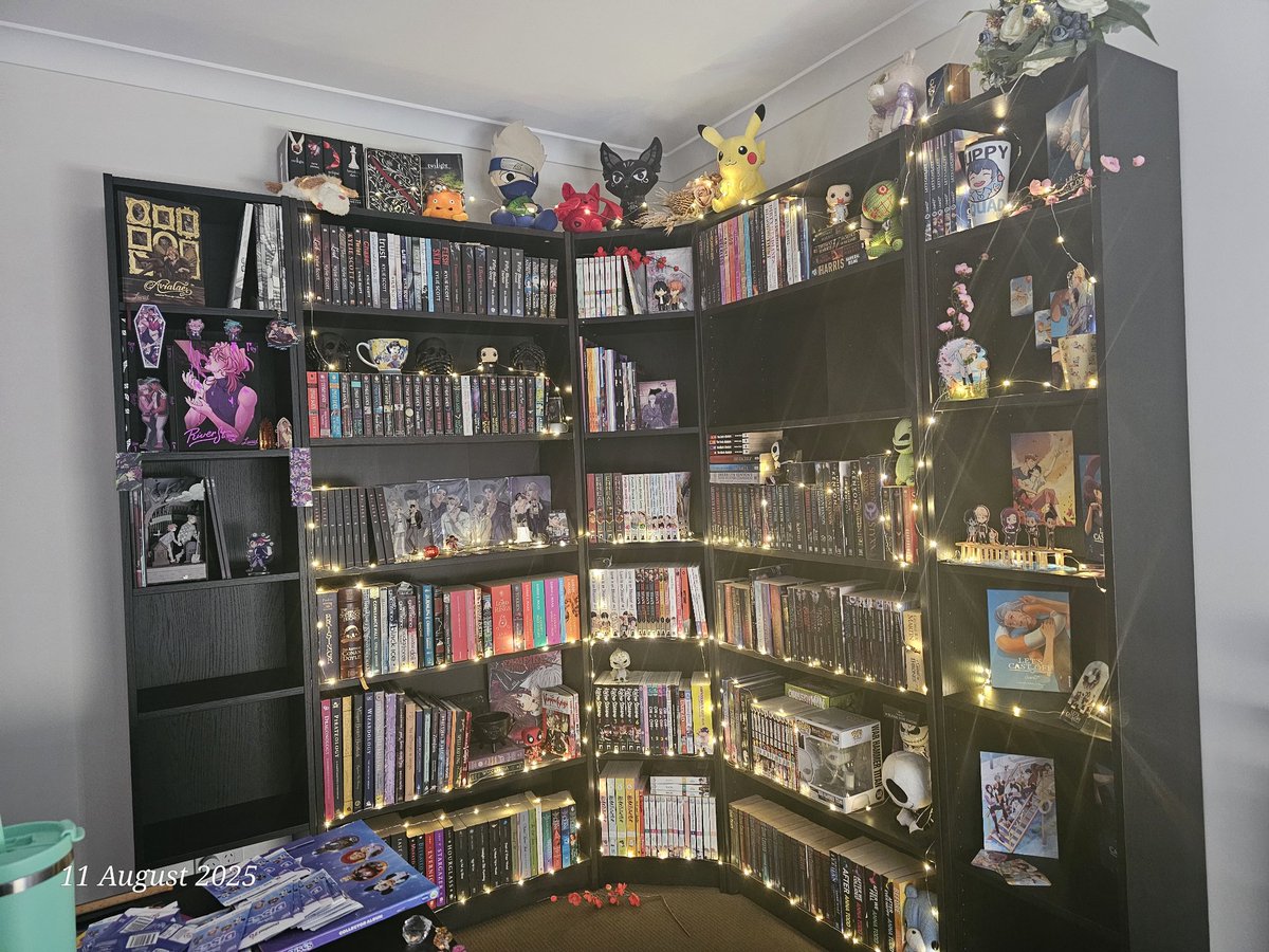 SkyeBoo_13_'s tweet photo. My collection for @schornee_ Let's Cast Off now has its own bookshelf 😍 along with Lucid's work #letscastoff #BoysLove #booksarelife #boyslovemerch #skyeboo13 #rottengirlsreviews https://t.co/bxHuo3cYuE