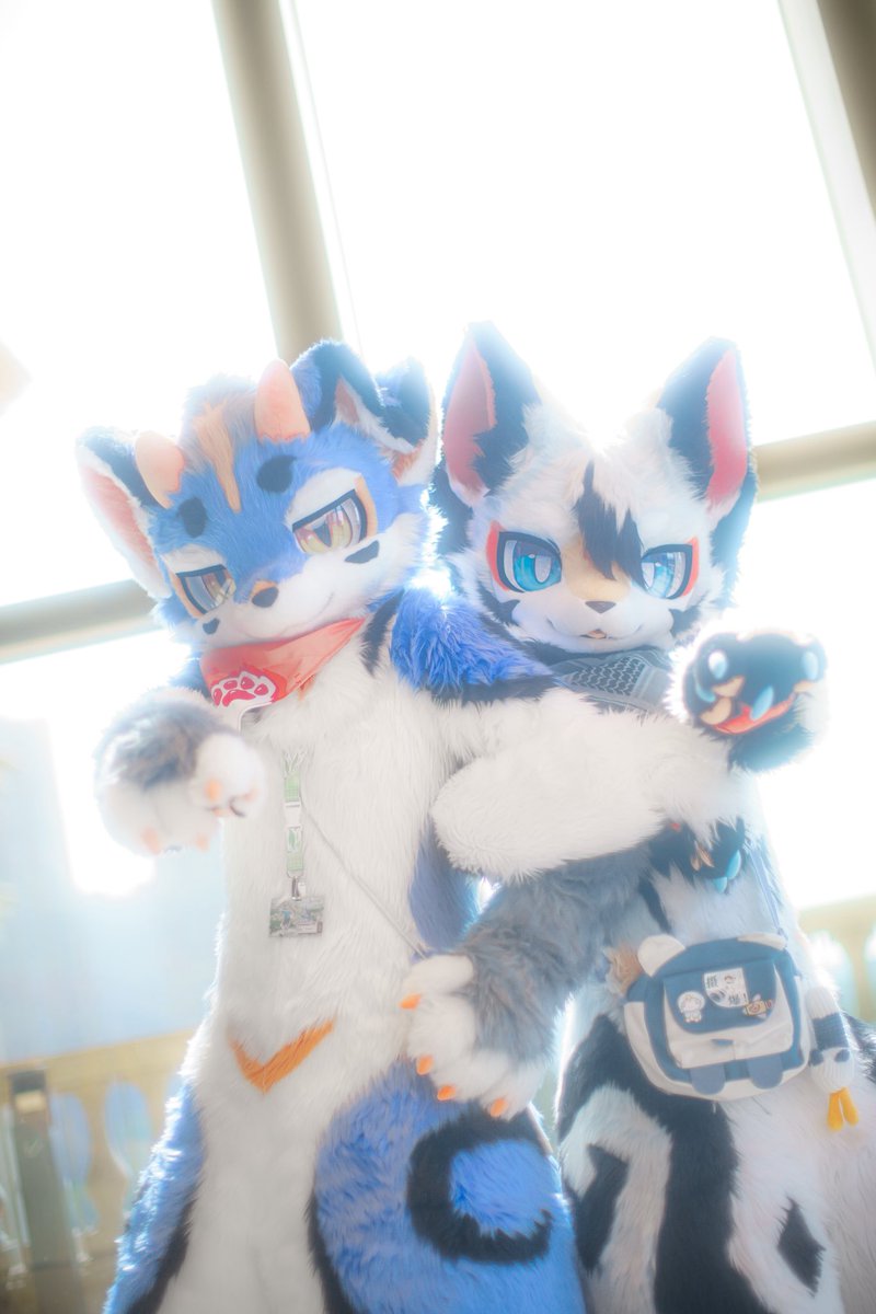 Light  僕らは Lightこのまま~

右: <a href="/Jeffrey86334455/">凌汐Jeffrey</a> 
📸 <a href="/OGWOLF_yueyin/">狼叔/晴夜</a>