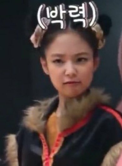 jrubyjanne_'s tweet image. anime                                         real life