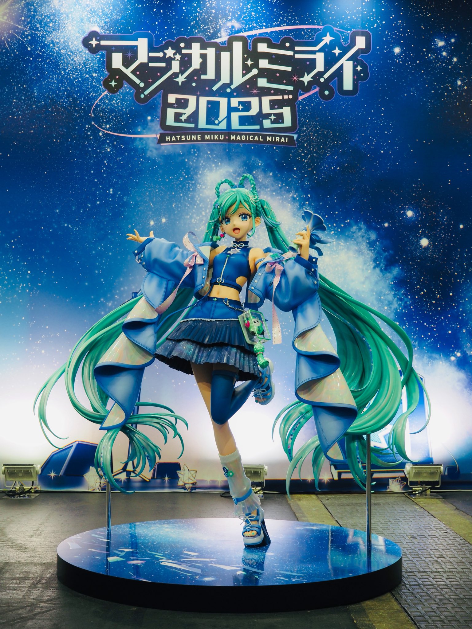 初音ミク　磁力賞　C賞　クッション＋毛布セット　海外Bilibili たま on X: 