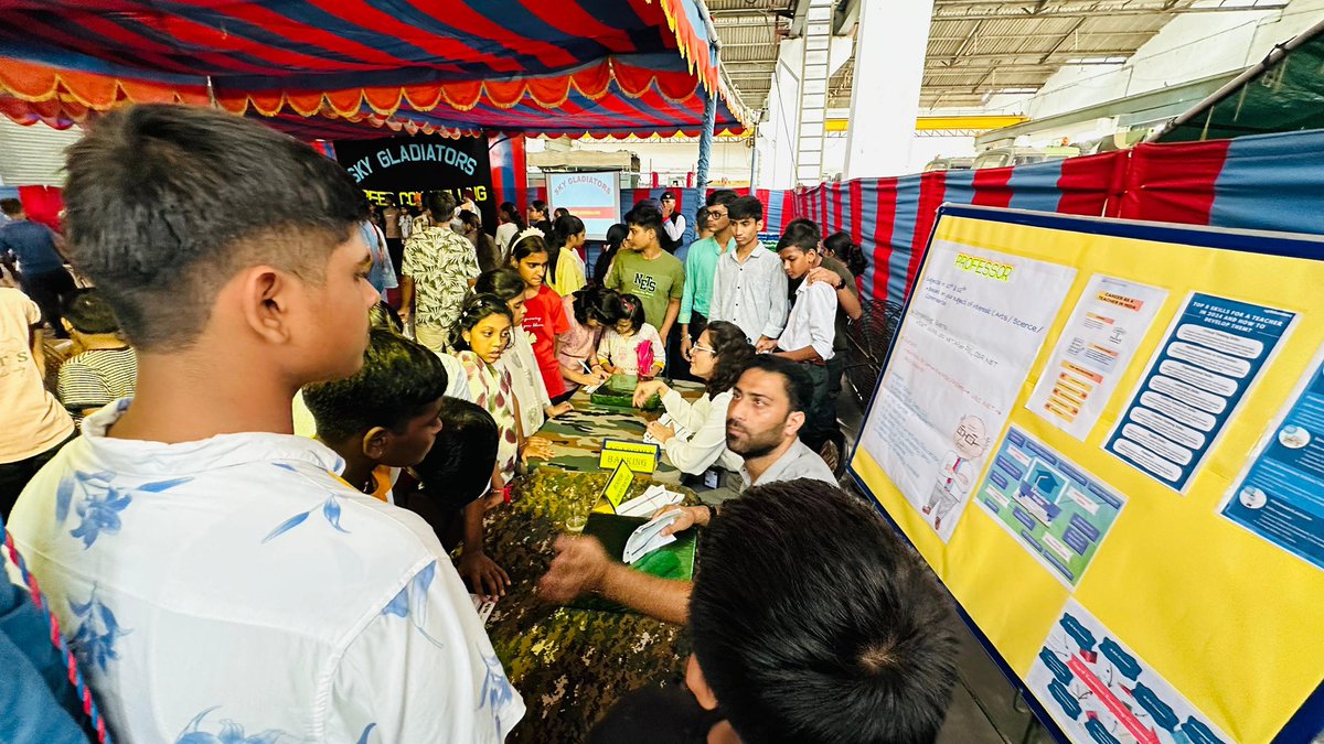 VajraCorps_IA's tweet photo. "🎯 Igniting Young Minds!_ 🚀 
As part of the 1965 War Diamond Jubilee celebrations, #VajraADWarriors #Skygladiators inspired 150+ students in Jalandhar Cantt through interactive career counselling sessions. Honouring the valour of '65, we shape aspirations and build tomorrow's leaders today! 💪🇮🇳”

“🎯 युवा मस्तिष्कों में ऊर्जा का संचार! 🚀
1965 के युद्ध की हीरक जयंती के उपलक्ष्य में #VajraADWarriors और #SkyGladiators ने जालंधर कैंट में 150 से अधिक छात्रों को प्रेरित किया। इंटरैक्टिव करियर काउंसलिंग सत्रों के माध्यम से युवाओं की आकांक्षाओं को दिशा दी गई। ‘65 के शौर्य को नमन करते हुए, हम आज के सपनों को आकार देकर कल के नेताओं का निर्माण कर रहे हैं! 💪🇮🇳”

“🎯 ਨੌਜਵਾਨ ਮਨਾਂ ਵਿੱਚ ਜੋਸ਼ ਦੀ ਚਿੰਗਾਰੀ! 🚀
1965 ਦੇ ਯੁੱਧ ਦੀ ਹੀਰਕ ਜਯੰਤੀ ਸਮਾਰੋਹ ਦੇ ਹਿੱਸੇ ਵਜੋਂ, #VajraADWarriors ਅਤੇ #SkyGladiators ਨੇ ਜਲੰਧਰ ਕੈਂਟ ਵਿੱਚ 150 ਤੋਂ ਵੱਧ ਵਿਦਿਆਰਥੀਆਂ ਨੂੰ ਪ੍ਰੇਰਿਤ ਕੀਤਾ। ਇੰਟਰਐਕਟਿਵ ਕਰੀਅਰ ਕੌਂਸਲਿੰਗ ਸੈਸ਼ਨਾਂ ਰਾਹੀਂ ਵਿਦਿਆਰਥੀਆਂ ਦੇ ਮਨਾਂ ਵਿੱਚ ਨਵੇਂ ਸੁਪਨੇ ਜਗਾਏ ਗਏ। ‘65 ਦੀ ਵੀਰਤਾ ਨੂੰ ਨਮਨ ਕਰਦਿਆਂ, ਅਸੀਂ ਅੱਜ ਦੀਆਂ ਆਕਾਂਸ਼ਾਵਾਂ ਨੂੰ ਰੂਪ ਦੇ ਕੇ ਕੱਲ੍ਹ ਦੇ ਨੇਤਾਵਾਂ ਦੀ ਨਿਰਮਾਣ ਕਰ ਰਹੇ ਹਾਂ! 💪🇮🇳”

#IgnitingYoungMinds #UnlockingPotential #1965WarLegacy #DiamondJubilee1965 #YouthCounselling #CareerWithForces #JoinTheForces #Treads 

@adgpi @westerncomd_IA @pro_defence @prodefencechan1