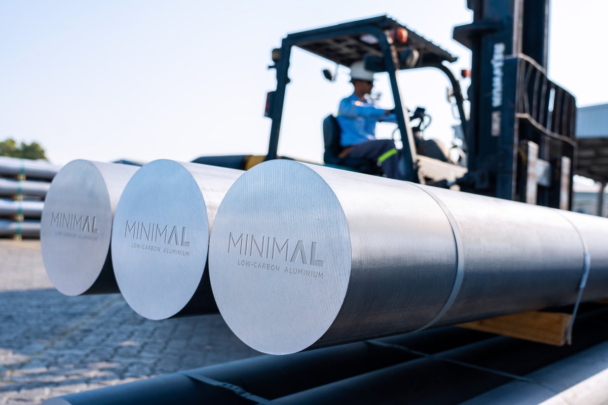 The UAE’s first batch of low-carbon aluminium powered by nuclear energy has been delivered by <a href="/egaofficial/">Emirates Global Aluminium</a>.  EGA is producing this using electricity from the Barakah Nuclear Energy Plant.

More details on Technical Review Middle East: zurl.co/DFckk 

#Aluminium