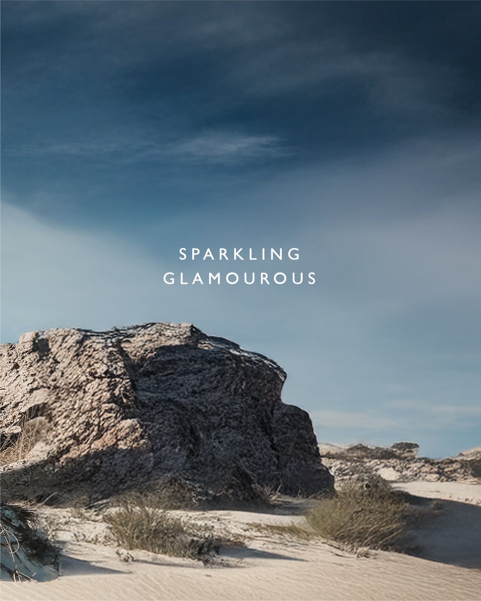 TheQuarryCast's tweet image. From the dramatic landscapes of Italy, emerges a natural stone that redefines glamour.
The Quarry curated Alps Glitter, a grey granite alive with garnet and a mica schist that dazzles with a natural brilliance. Sculpted with The Quarry curated Corteccia finish from Italy, its…