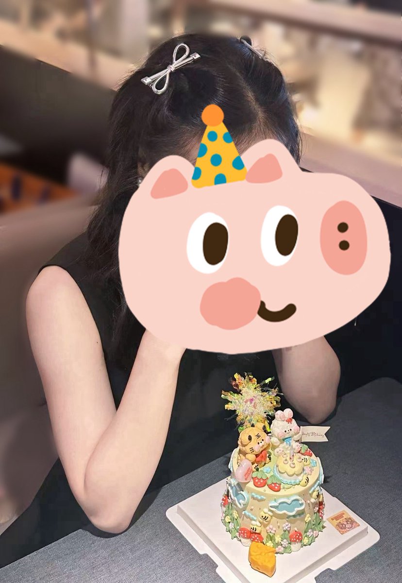 GLOTION_'s tweet photo. 今天不挨揍
今天过生日🎂 https://t.co/D9m5y0RQQZ