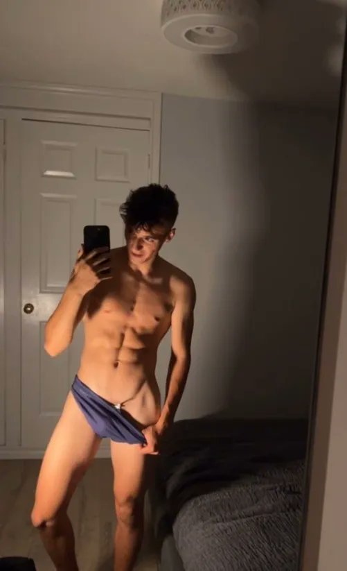 RT if you got too horny looking at this pic 😏📸

Free OF here👇
onlyfans.com/dannye18/c1