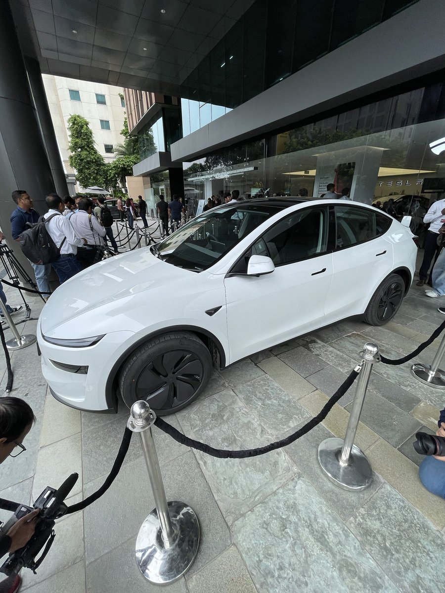 Finally Tesla enters the national capital. Brands second India Experience centre set to open today in Delhi. Located at Worldmark, Aerocity.