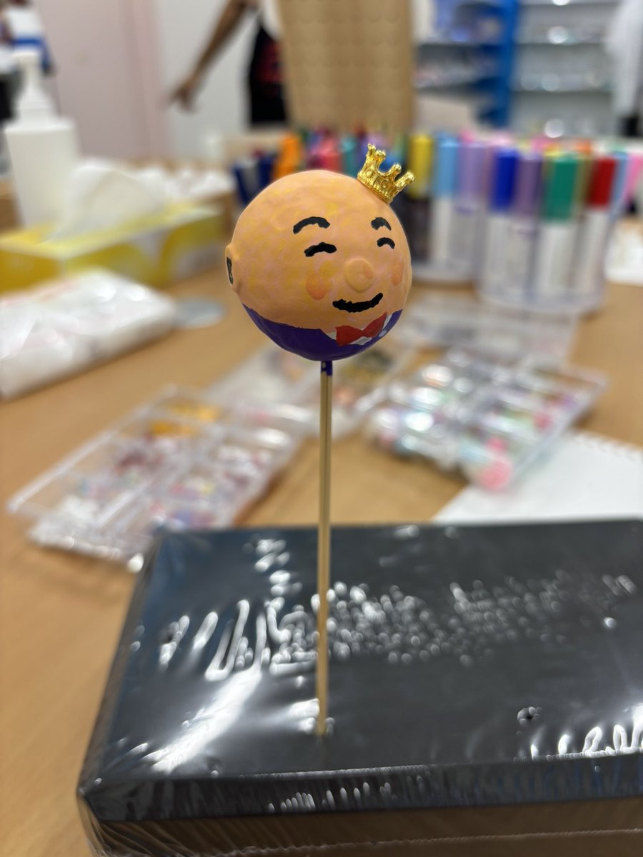 parakoko5's tweet photo. 本日幼魚屋さんにて開催中の張り子絵付けワークショップ🐙⋆*たくさんの素敵な張り子を作っていただいています✨️
@yogyo_aquarium https://t.co/dUPozydeqS