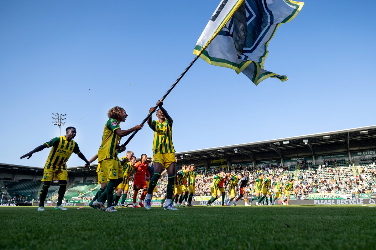 ADODenHaag's tweet photo. Wat een avond! 

#ADOwil https://t.co/eUNo3DrhoO