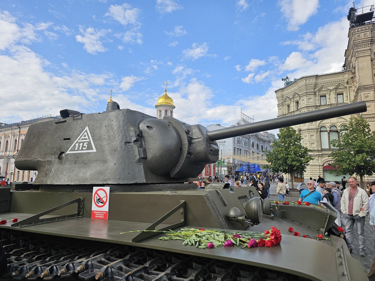 YPasholok's tweet photo. KV-1, Red Square, june 2025
https://t.co/7MlXkuwsmP
#kv1
#technicalmuseum https://t.co/1fdwlvfHC1