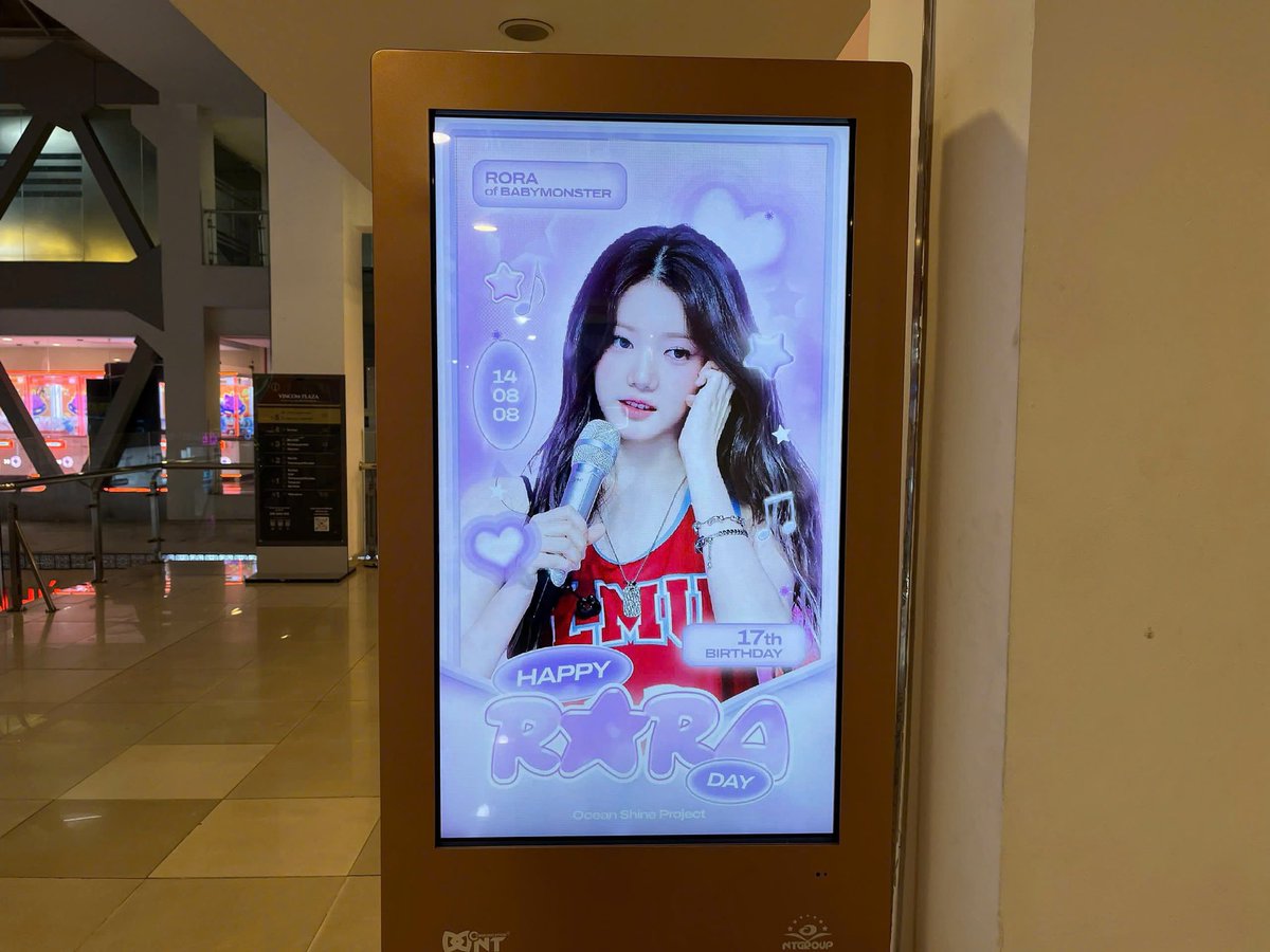RoraOrchid's tweet photo. COME TO VINCOM PLAZA PHAN VAN TRI, HO CHI MINH CITY, EVERYONE, RORA'S BIRTHDAY LED IS ALREADY HERE💜🥺

So beautiful, why don't you come to check-in, tag us in, everyone's family🌹

#RORA https://t.co/2YO6Nb8L1p