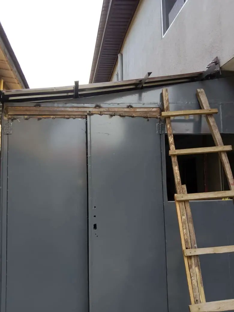 ContainerHomeNG's tweet photo. 45 feet steel plated framework fish processing factory. 
Location: Lagos 
Executed by @ContainerHomeNG . https://t.co/88jNJXcnON