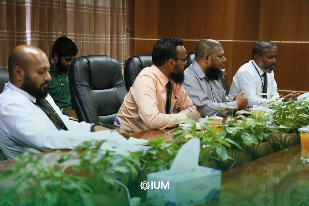 MVbroadcom tweet media