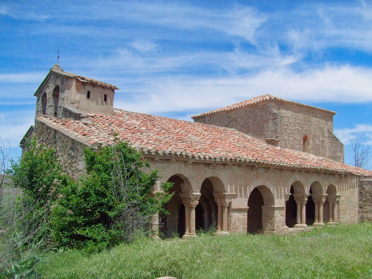 RomanicoEspana's tweet photo. Ya de vuelta en nuestra Españita, iniciamos semana trayendo por aquí la iglesia de La Concepción de Omeñaca (Soria): ese románico rural no tan conocido y cuya visibilización fue una de las razones por las que se gestó este proyecto que ya dura 14 años #FelizLunes https://t.co/LpqgUS4nFo