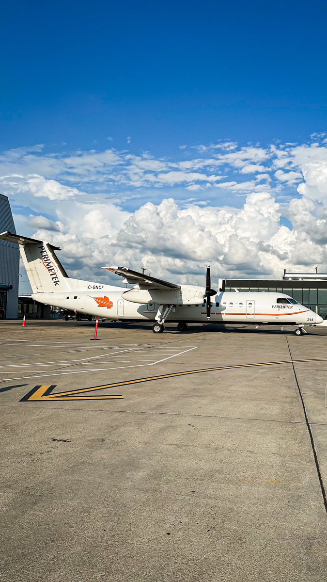 Par où commencer... mon silence s'explique par une grosse nouvelle: je suis qualifié Dash 8!

Croyez en vous et en vos rêves: il y a 1 an et demi je quittais la France car "inapte médical" et aujourd'hui, me voilà pilote sur Dash 8, tout est posdible!
