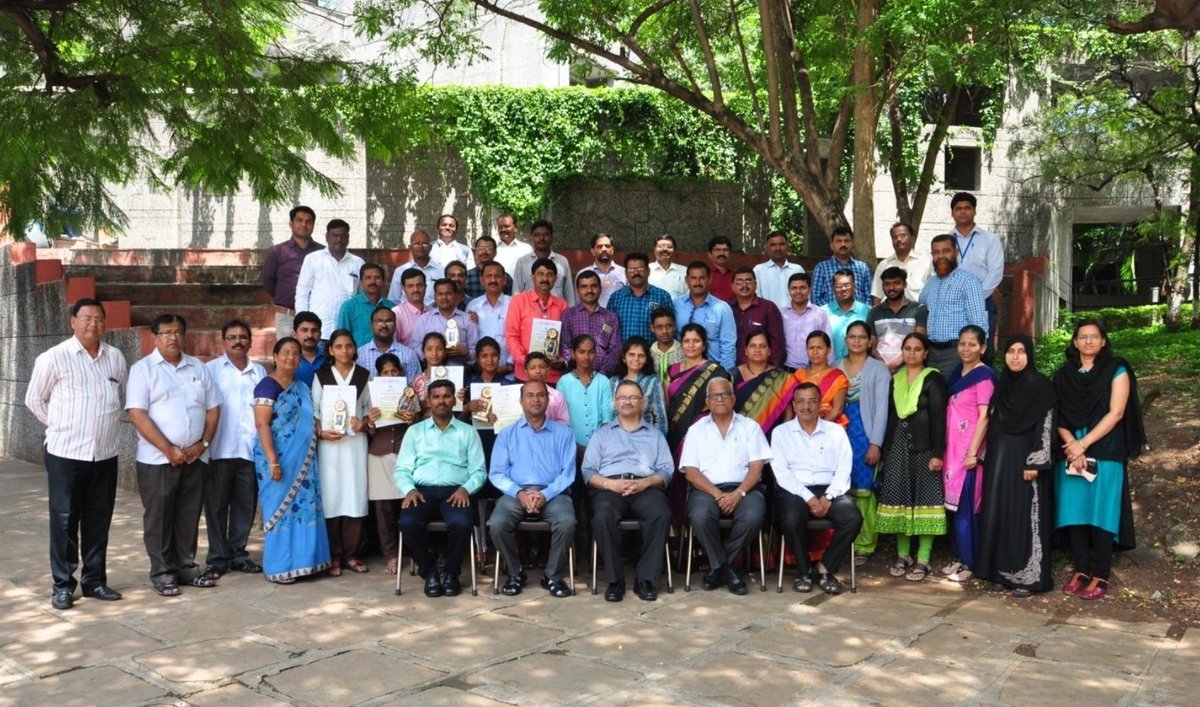 DrKumarRaka's tweet photo. #Throwback Aug 27-28, 2019: YASHADA's CCDRR training in Pune! 59 officials (Education 71% 📖, Health 15% 🩺+) trained on child vulnerabilities, rights &amp; DRR planning. Empowering safer futures for kids! 🚀👶🛡️ What's your CCDRR story? 💬
#CCDRR #ChildRights #BRB #YASHADA #UNICEF https://t.co/X7wZt0U4kg