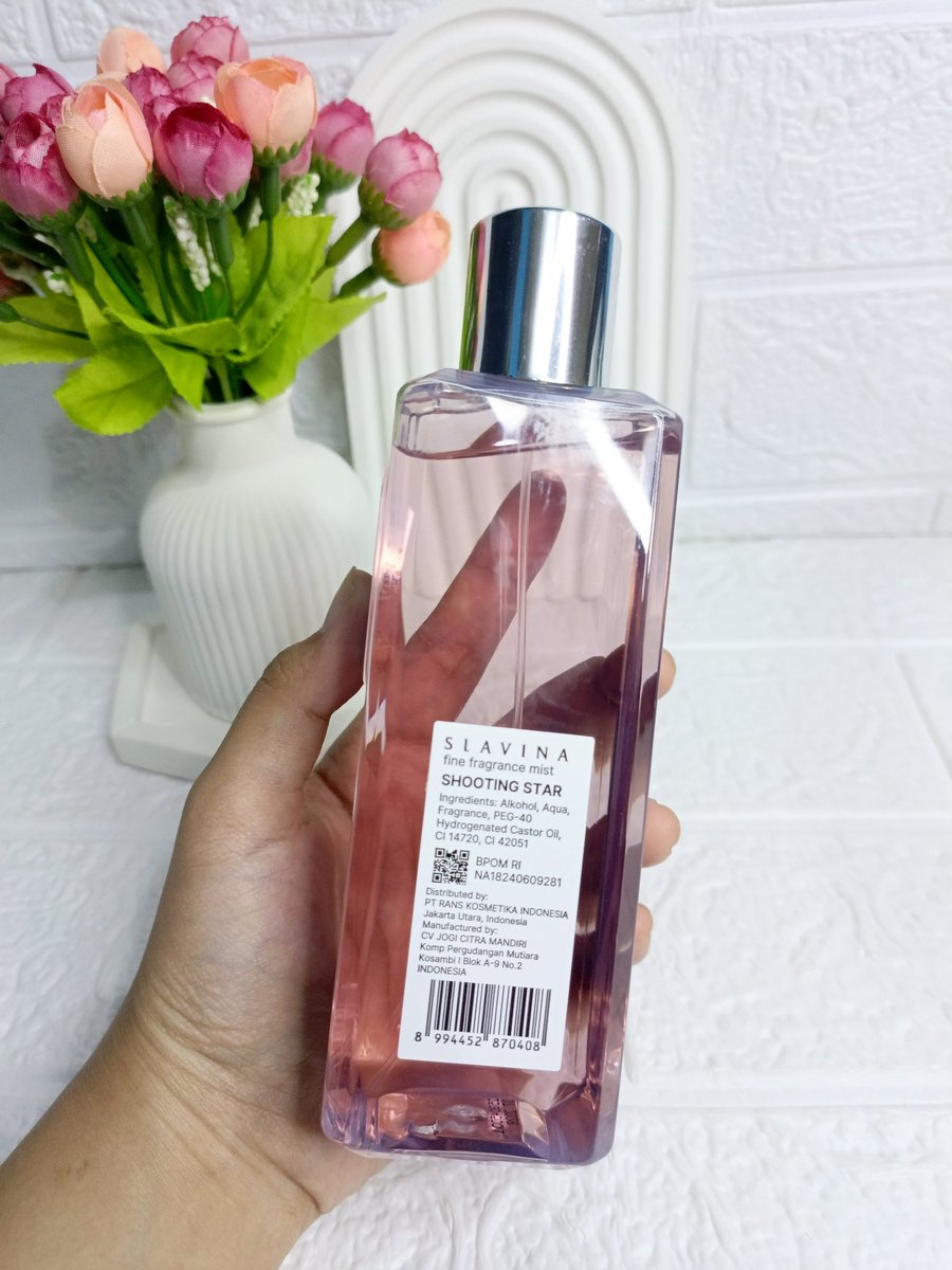 luccya882's tweet photo. Kata orang, wangi bisa jadi memori…
Dan Slavina Shooting Stars adalah wangi yang ingin selalu aku ulang-ulang 💜✨

https://t.co/M2I4ycOLz8 https://t.co/Mmec2ZqF1e