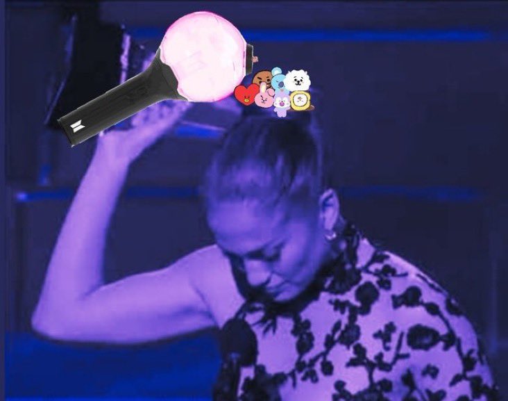 jmygmochis's tweet photo. Quienes votaron irán a un concierto de BTS, ES LO MÍNIMO QUE MERECEN POR SU ESFUERZO, ANIMOO.🫶🏻😭🥹 https://t.co/5Fx18cuUQP