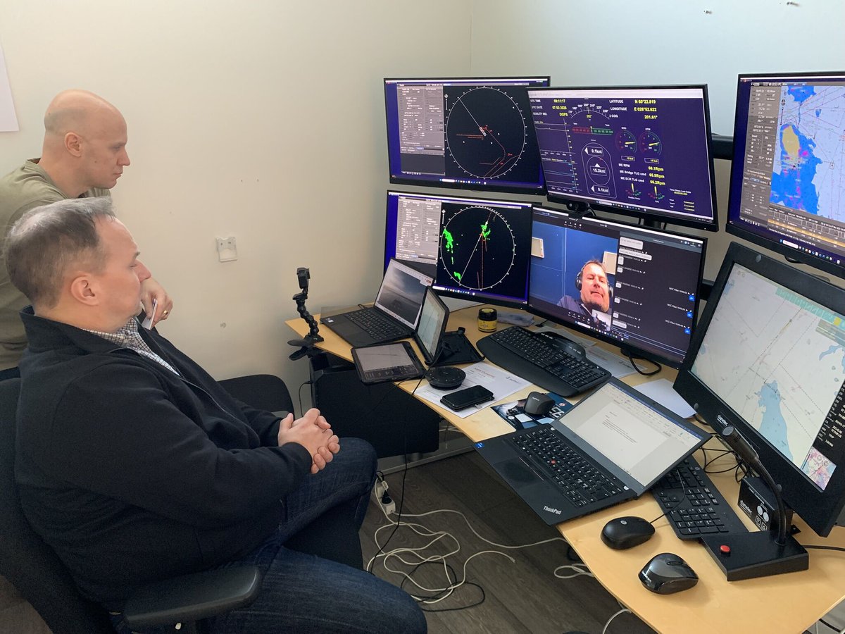 From ladder climbs in rough seas to guiding ships from shore - Denmark is testing remote pilotage using real-time vessel data from Danelec tech.

The WSJ explores how it could make shipping safer &amp; more efficient.📖 Read: wsj.com/articles/remot…