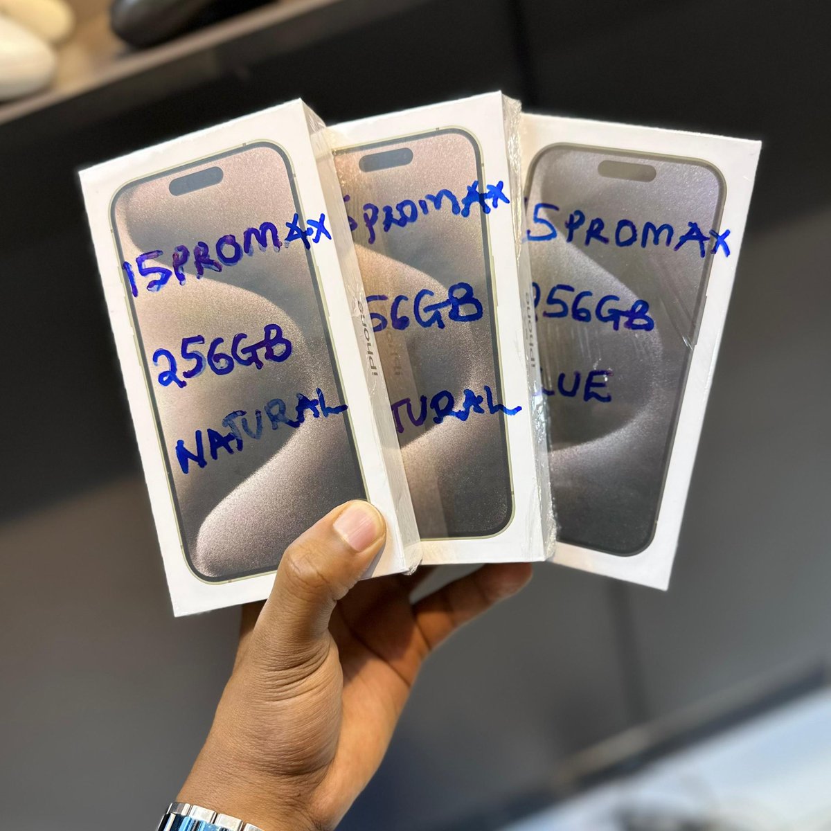 gra_cie00's tweet photo. Level up your tech game at @zero_to_one_ug ๐ฅ
Weโve got genuine iPhones without the crazy price tag, top quality, smart prices, and deals you canโt ignore.
๐ New Pioneer Mall, PG-40
๐ 0752044500 call today and make it yours before stock runs out.
#WelcomeToTheNextLevel https://t.co/VXDV2vVdlq